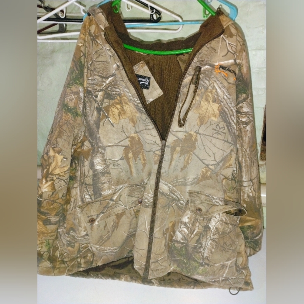Realtree Utility Jacket Brown and Green Camouflage